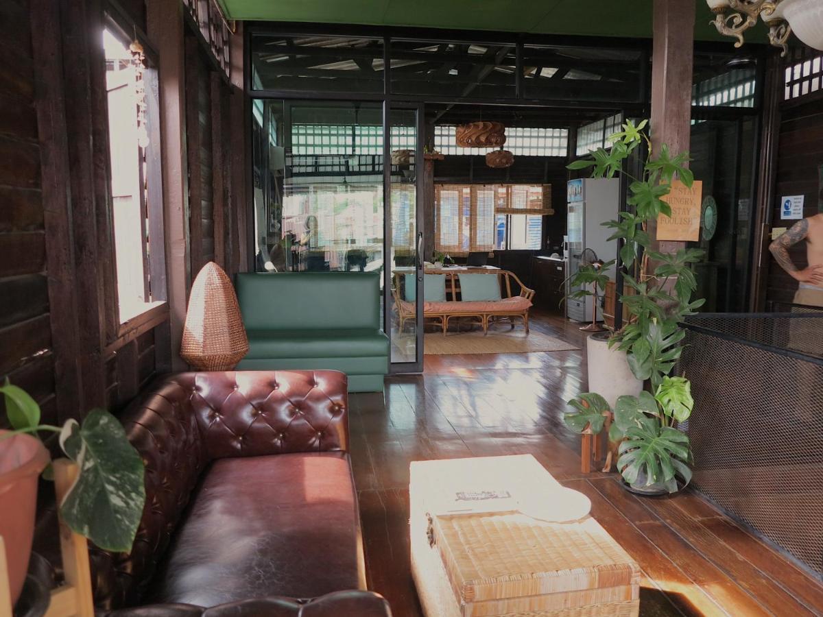 Non House Bangkok บ้านนอนโฮสเทล מראה חיצוני תמונה