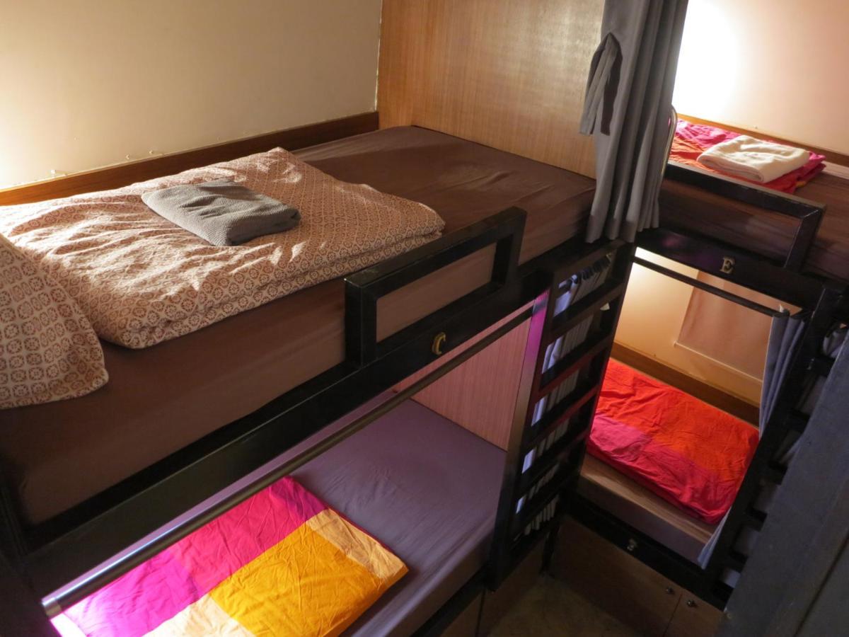 Non House Bangkok บ้านนอนโฮสเทล מראה חיצוני תמונה